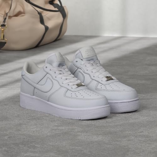 Nike Mens Air Force 1 07 Sneaker