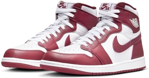 Talla 11 men Nike Mens Air Jordan 1 Retro High OG Sneaker