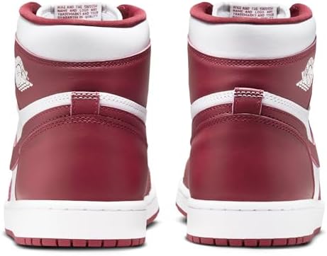 Talla 11 men Nike Mens Air Jordan 1 Retro High OG Sneaker