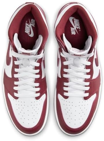 Talla 11 men Nike Mens Air Jordan 1 Retro High OG Sneaker