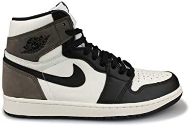 Talla 11 men Nike Mens Air Jordan 1 Retro High OG Sneaker