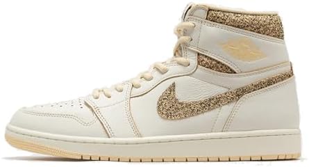 Talla 11 men Nike Mens Air Jordan 1 Retro High OG Sneaker