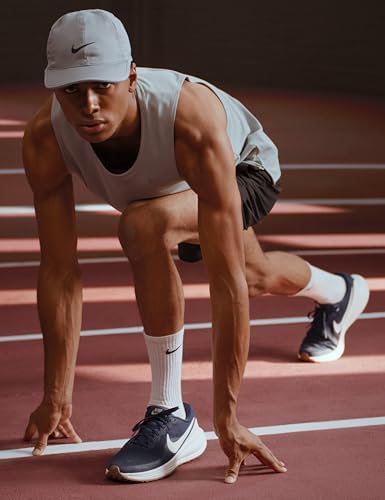 Nike Mens Revolution 8 Road Running Shoes