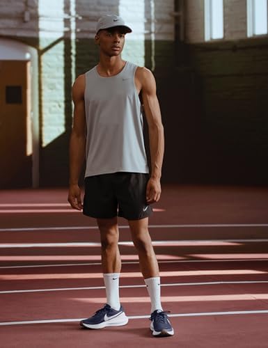 Nike Mens Revolution 8 Road Running Shoes