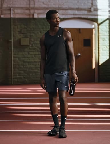 Nike Mens Revolution 8 Road Running Shoes