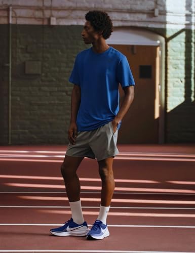 Nike Mens Revolution 8 Road Running Shoes