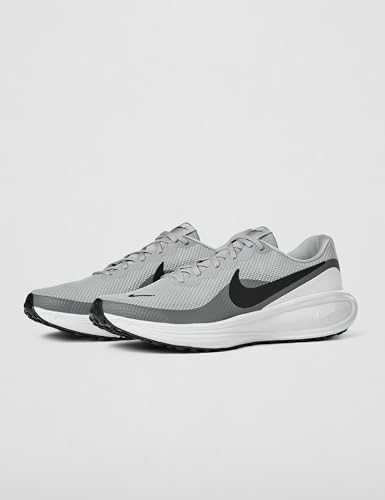 Nike Mens Revolution 8 Road Running Shoes
