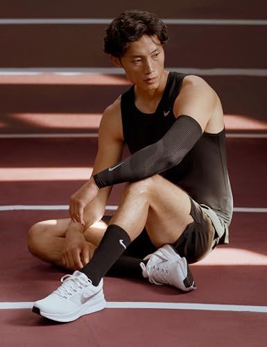 Nike Mens Run Swift 3 Road Running Shoes