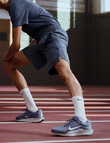 Nike Mens Winflo 11 Road Running Shoes