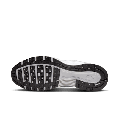 TALLA M 9.5 - Nike P 6000