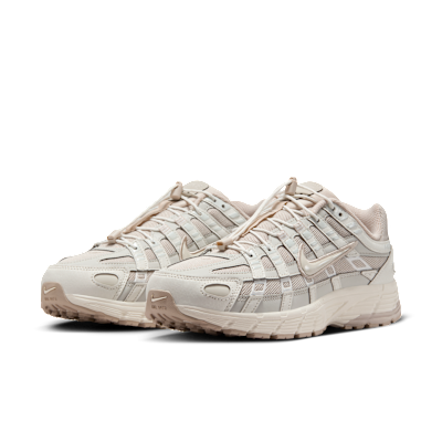 Talla W 6.5 / M 5 - Nike P-6000 Zapatos de mujer con detalles reflectantes