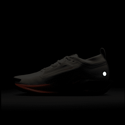 Talla W7.5 - Nike Pegasus Trail 5 GORE TEX