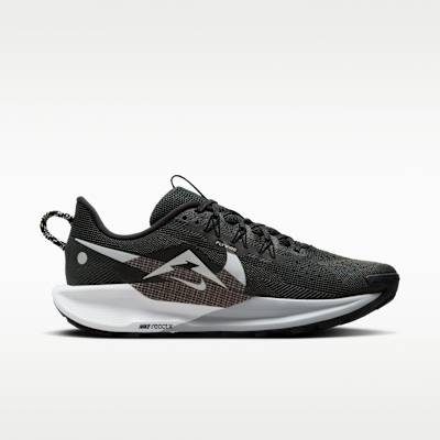 Talla 8 - Nike Pegasus Trail 5