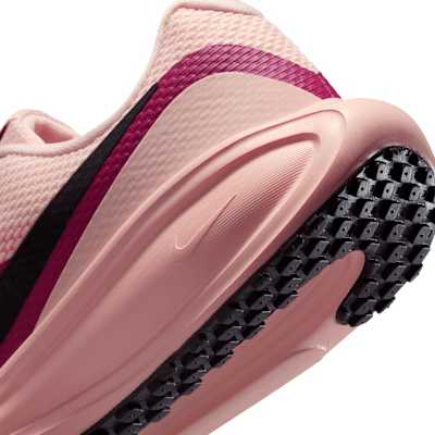 Nike Revolution 8
