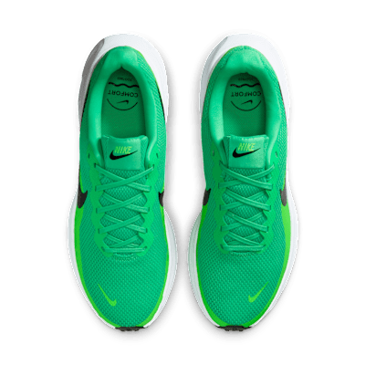 Talla: 7.5 Nike Revolution 8