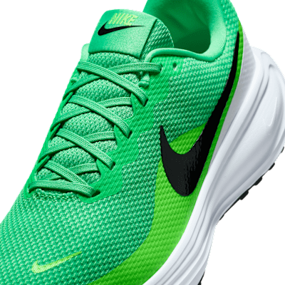 Talla: 7.5 Nike Revolution 8