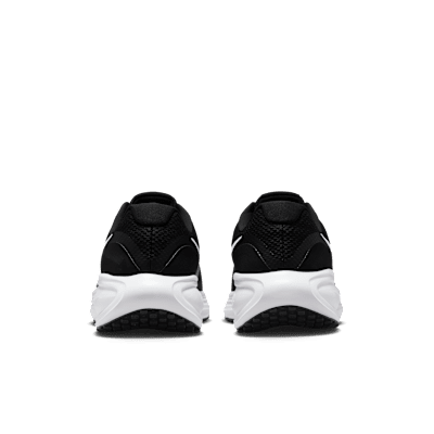 Talla 10 - Nike Revolution 8