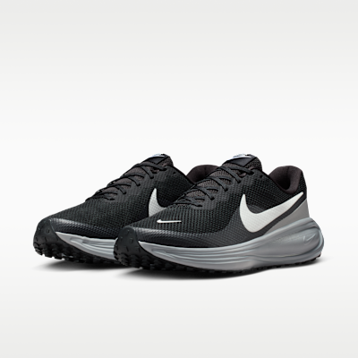 Nike Revolution 8