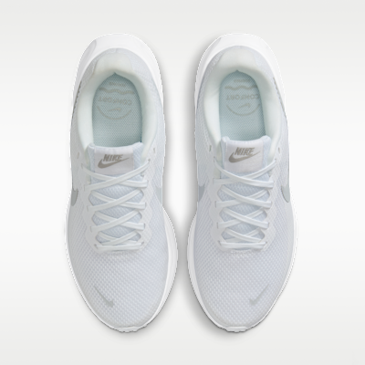 Size 6.5 Nike Revolution 8