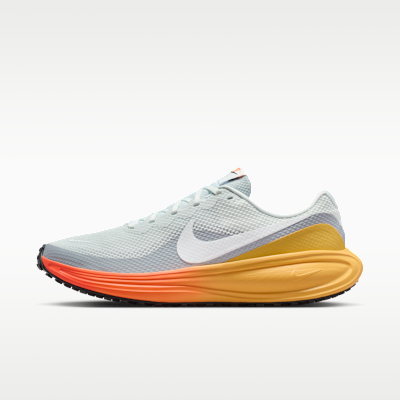Nike Revolution 8