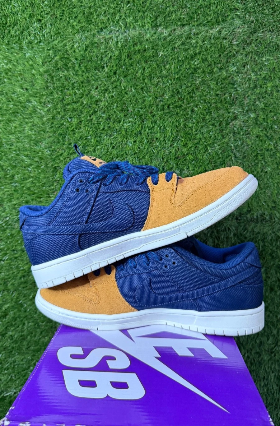 Nike SB Dunk Low Pro PRM 90 s Backpack  Size US 8 5M   Used 