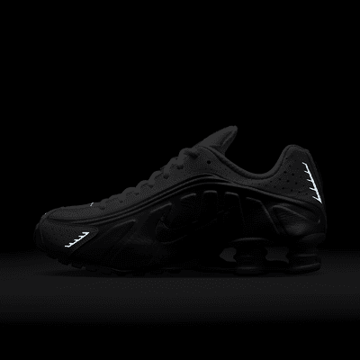 Nike Shox R4