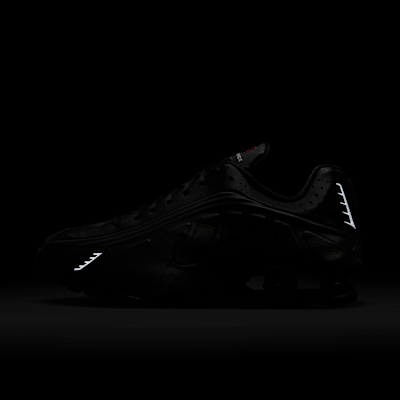 Nike Shox R4