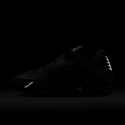 Nike Shox R4
