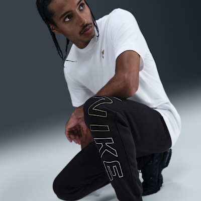 Nike Sportswear Club