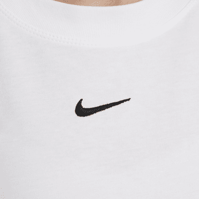 Talla M - Nike Sportswear Essential, talla M