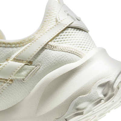 Talla 6.5 - Nike TC 7900