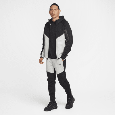 Nike Tech