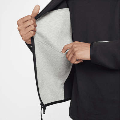 Nike Tech