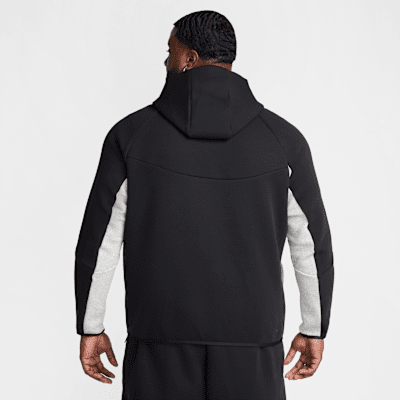 Nike Tech