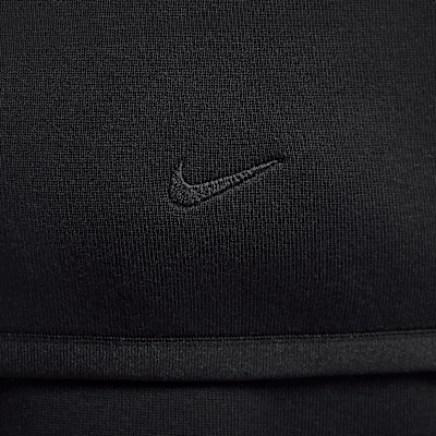Nike Tech