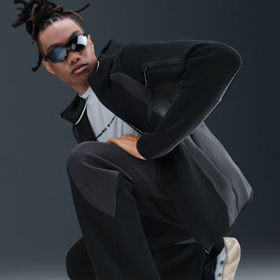 Nike Tech