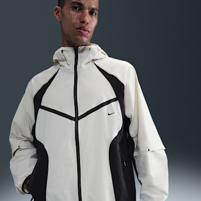 Nike Tech