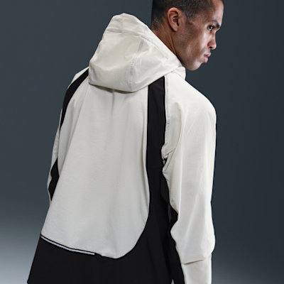 Nike Tech
