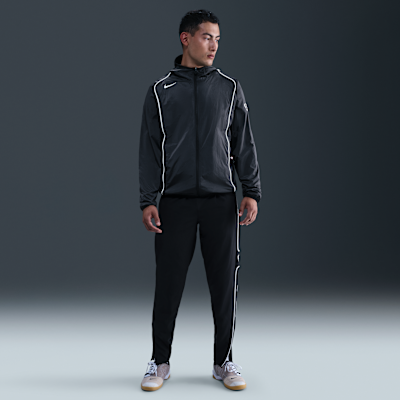 Talla L, Nike Total 90