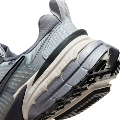 Talla 6,5 -Nike V2K Run