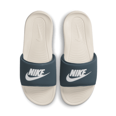 Nike Victori One
