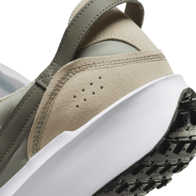Nike Waffle Debut