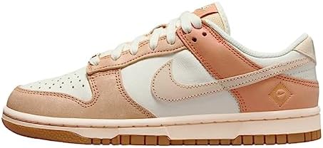 Nike Womens Dunk Low Sneaker