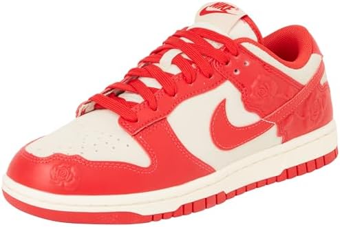 Nike Womens Dunk Low Sneaker