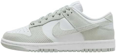 Nike Womens Dunk Low Sneaker