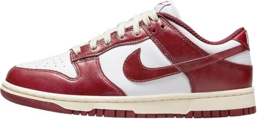 Nike Womens Dunk Low Sneaker