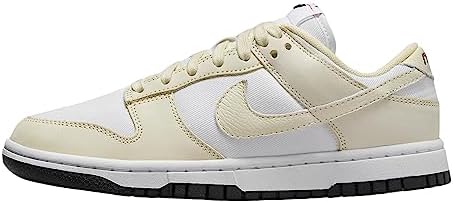 Nike Womens Dunk Low Sneaker