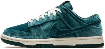 Nike Womens Dunk Low Sneaker