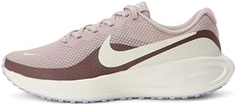 Nike Womens Revolution 8 Road Running Shoes