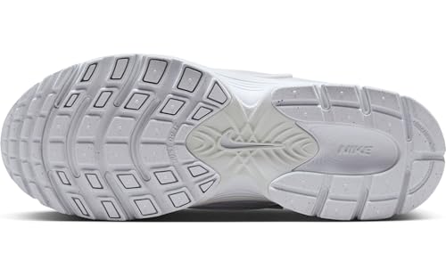 Nike Womens V5 Runner Sneaker